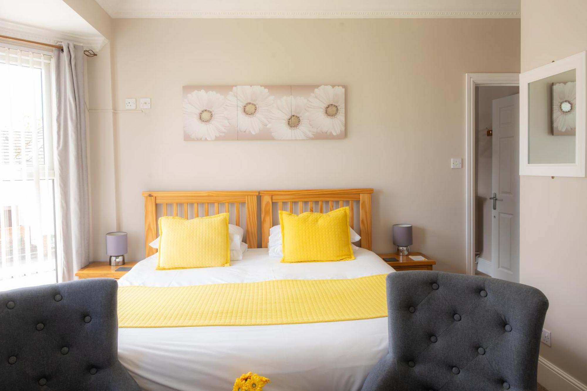 The Courtyard Guest House 그레이트야머스 외부 사진