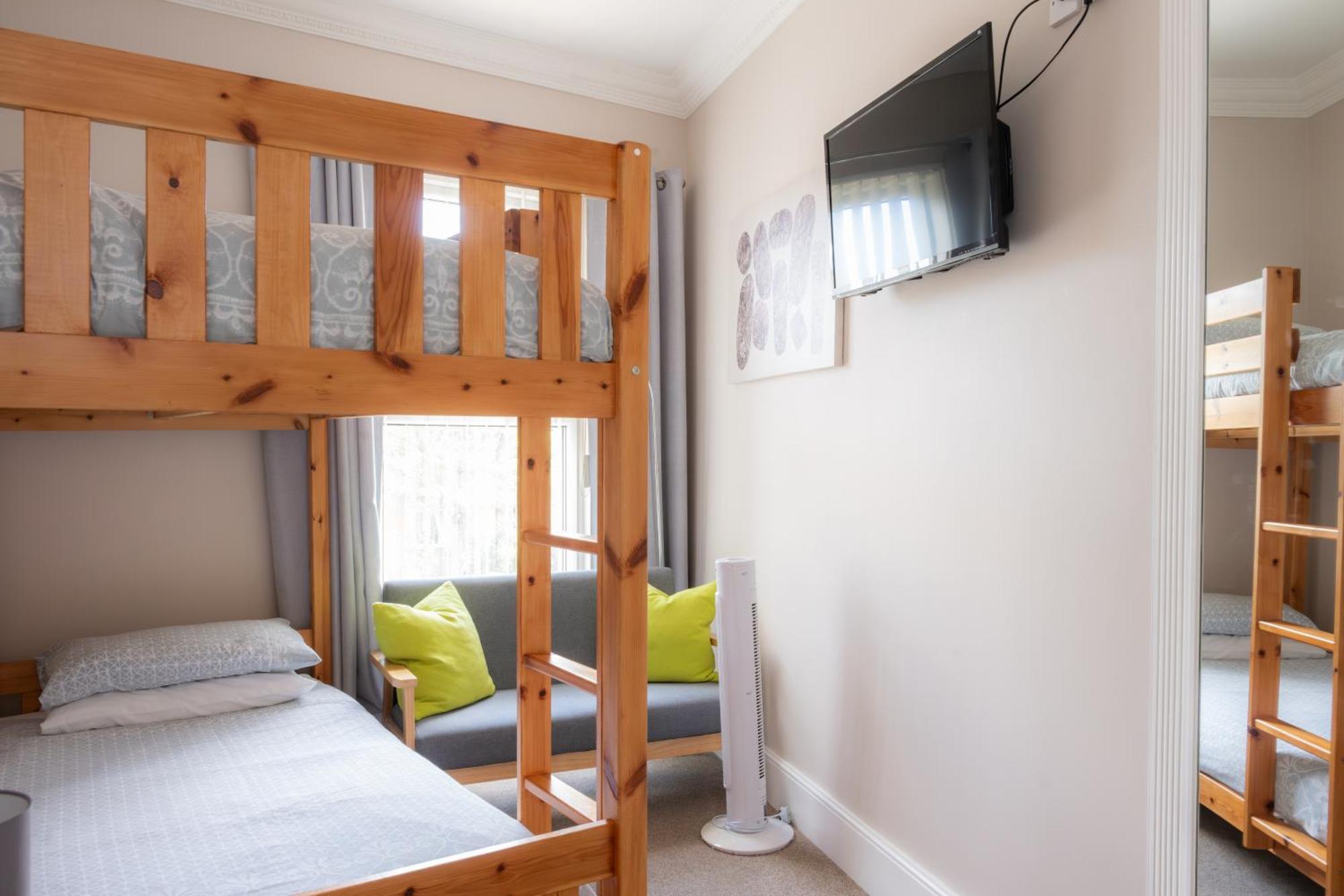 The Courtyard Guest House 그레이트야머스 외부 사진