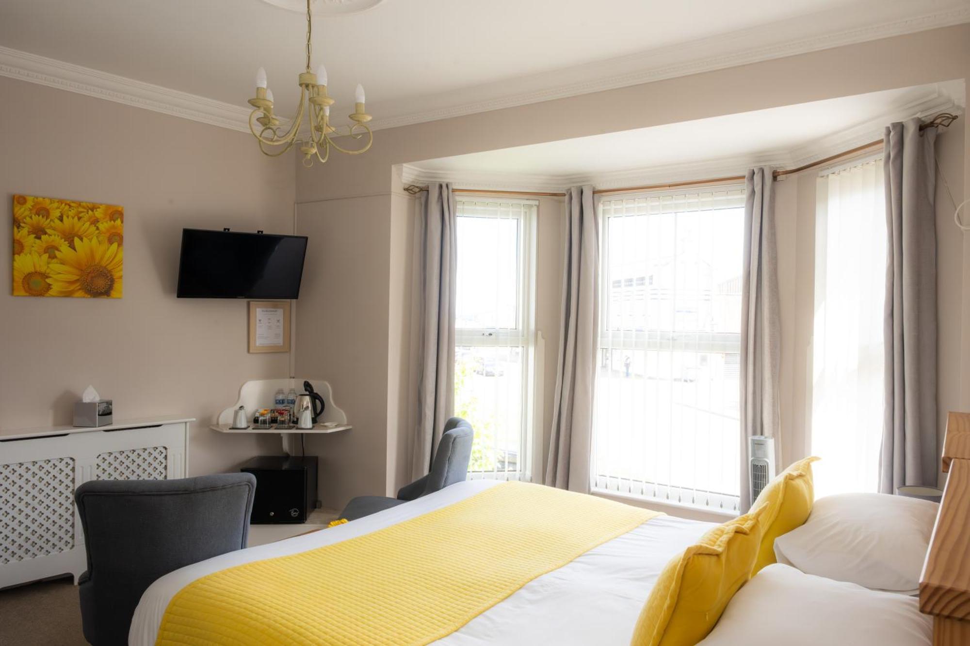 The Courtyard Guest House 그레이트야머스 외부 사진